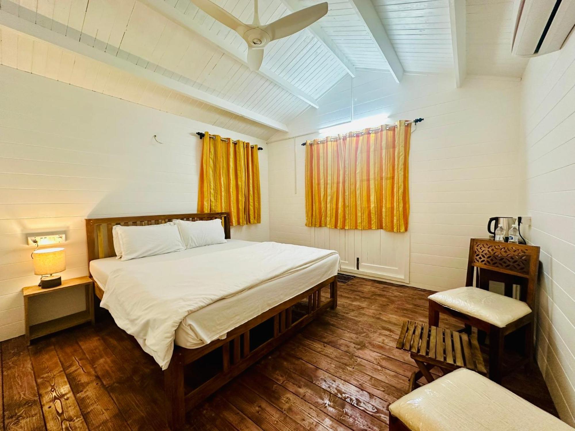 Cocos Beach Resort Palolem Exteriör bild